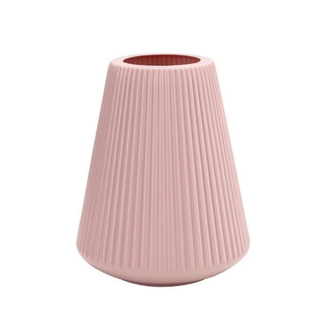 Modern Minimalist Vase Modern Minimalist Vase Decluttered Homes